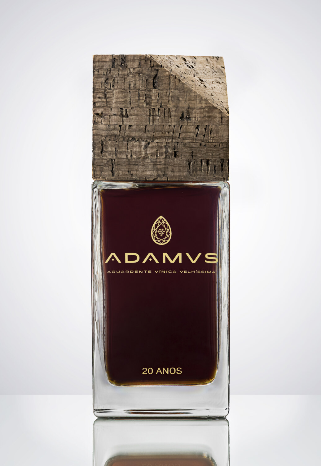 Adamus Aguardente Vinica Velhissima 20 Anos