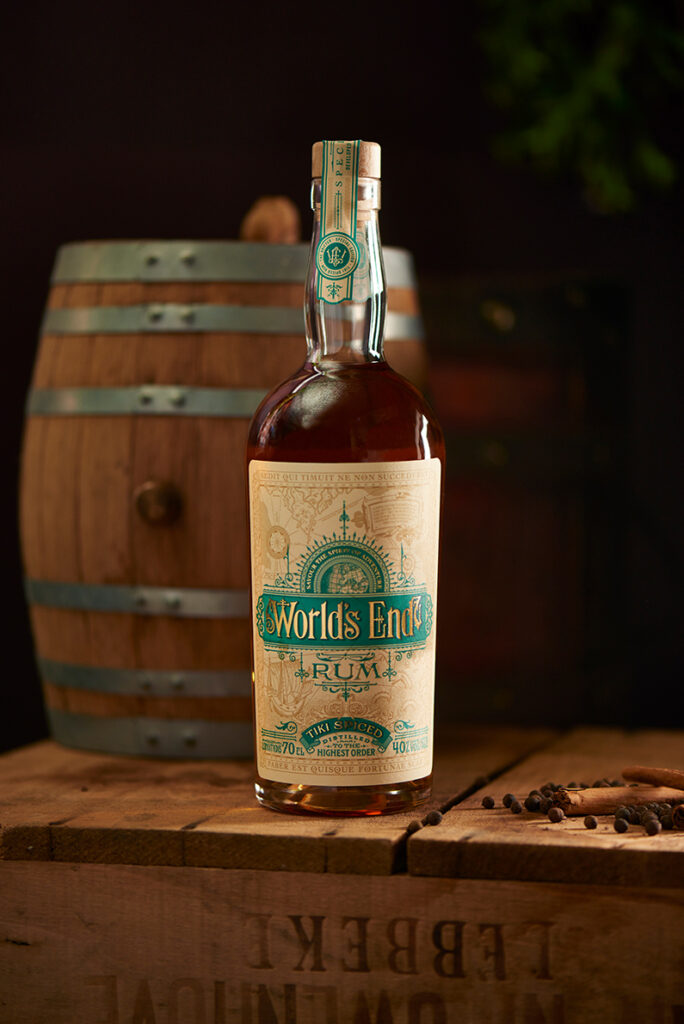 World’s End Tiki Spiced in Szene gesetzt